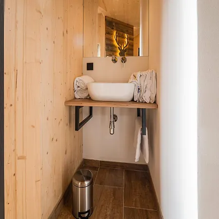 In Nahe Skilift هوهنتاورن