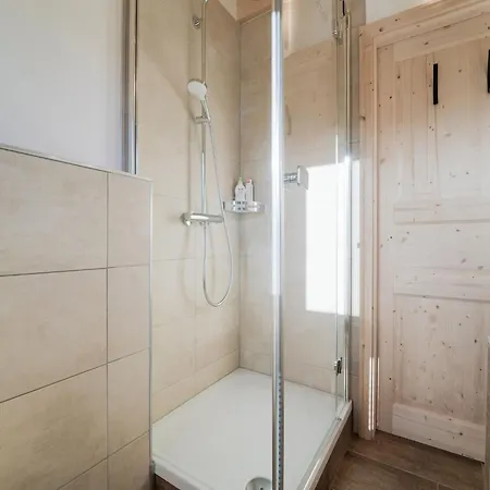 In Nahe Skilift * هوهنتاورن